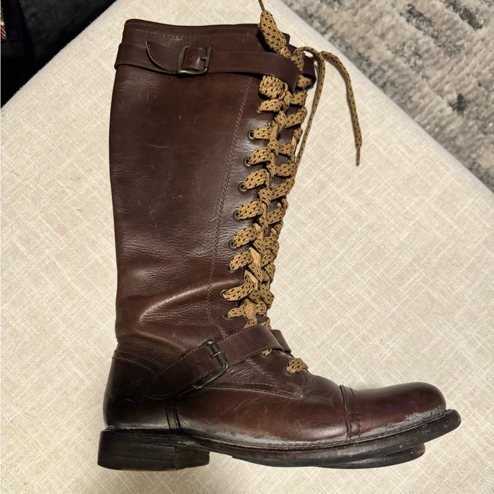 Frye Tall Jenna Cap Toe size 9
